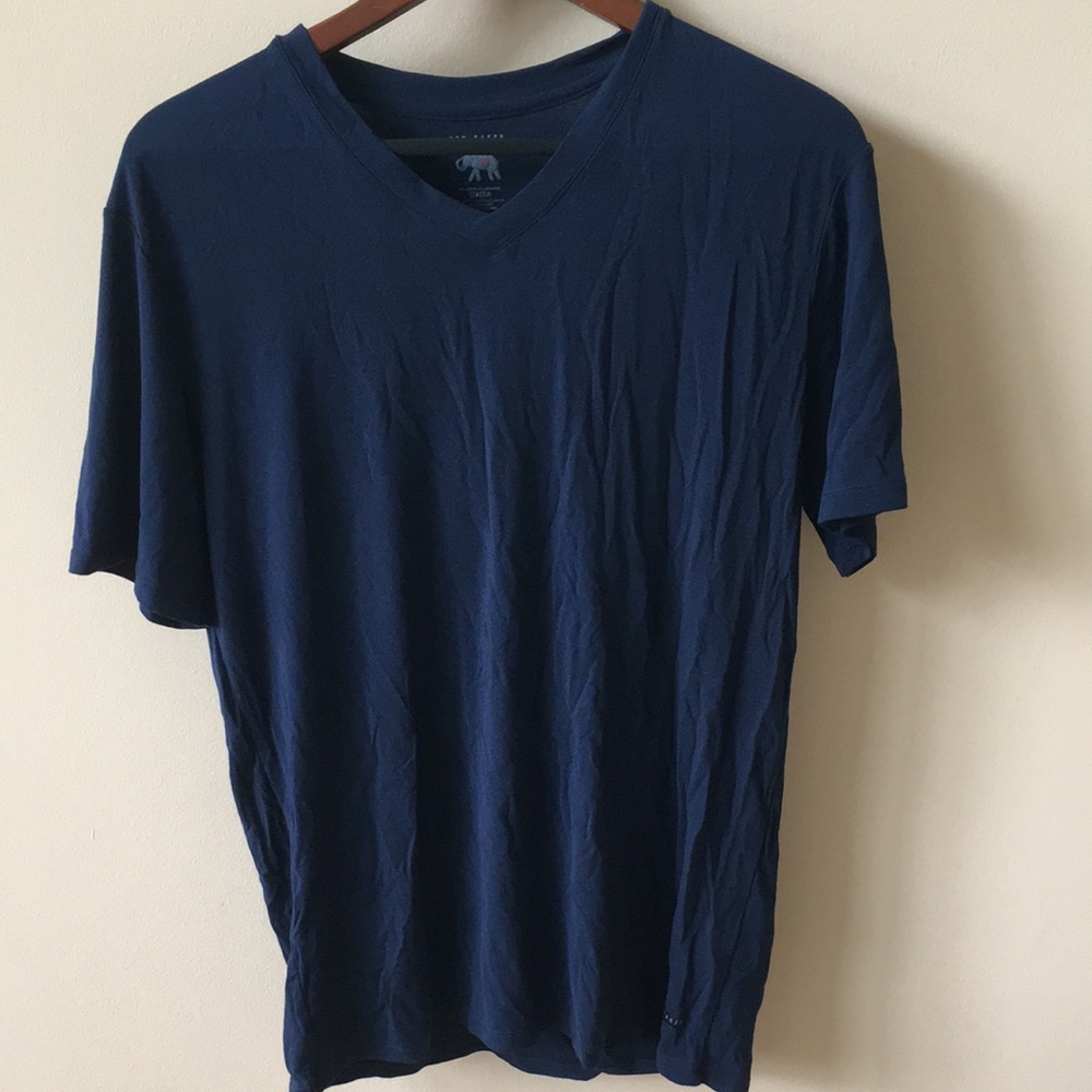 NWOT Ted Baker v-neck tee